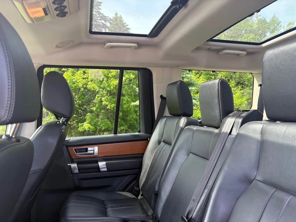 2015 Land Rover Discovery 4th Gen - Image 12 of 18