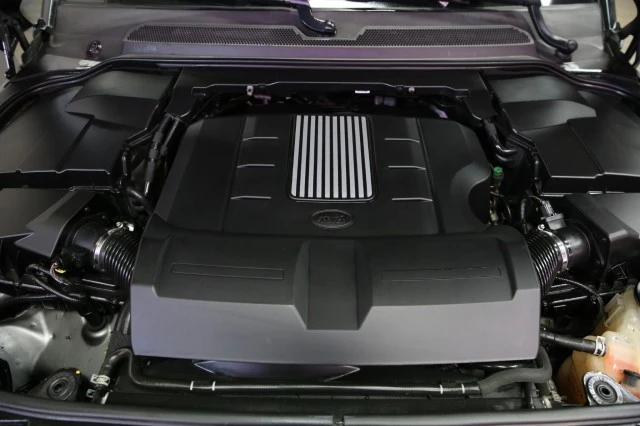 2015 Land Rover Discovery 4th Gen - Image 8 of 21