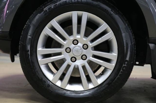 2015 Land Rover Discovery 4th Gen - Image 17 of 21