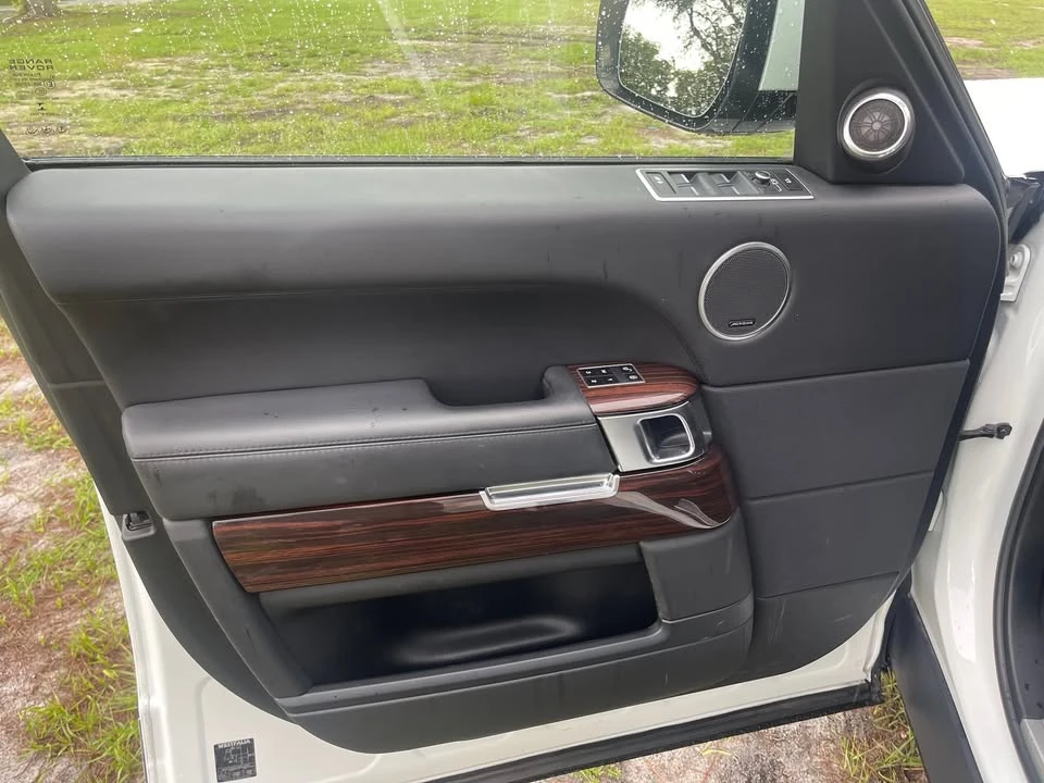 2015 Land Rover Range Rover L405 - Image 12 of 17