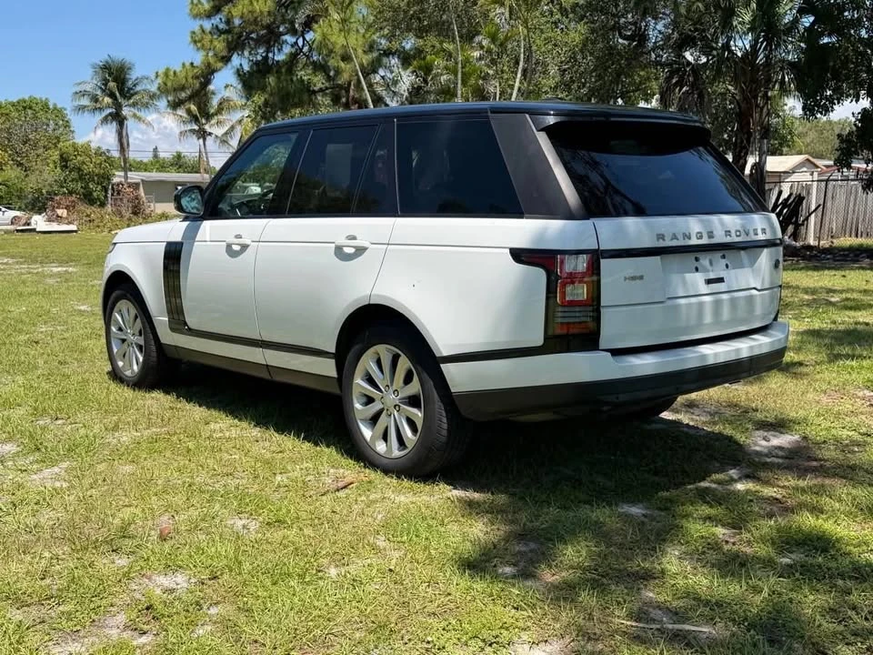 2015 Land Rover Range Rover L405 - Image 4 of 17