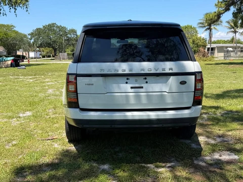 2015 Land Rover Range Rover L405 - Image 5 of 17