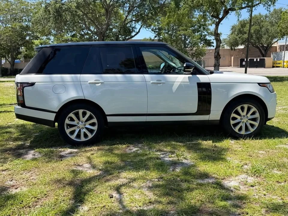 2015 Land Rover Range Rover L405 - Image 7 of 17