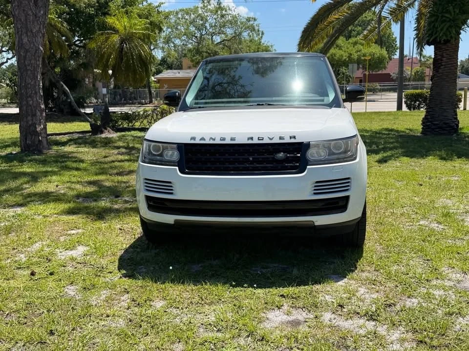 2015 Land Rover Range Rover L405 - Image 2 of 17