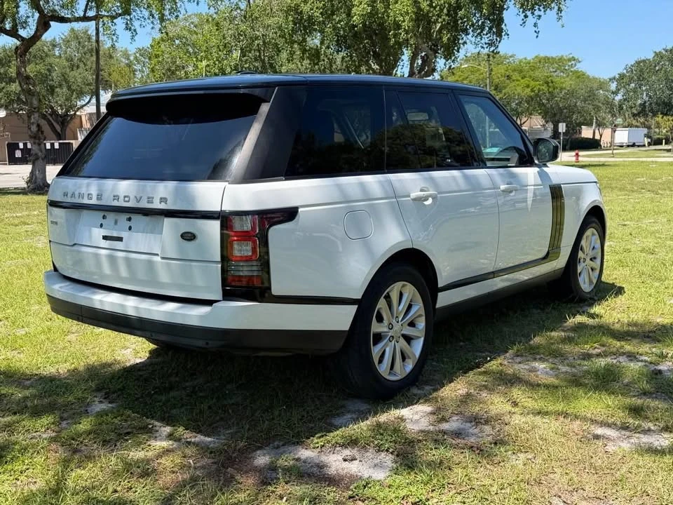 2015 Land Rover Range Rover L405 - Image 6 of 17