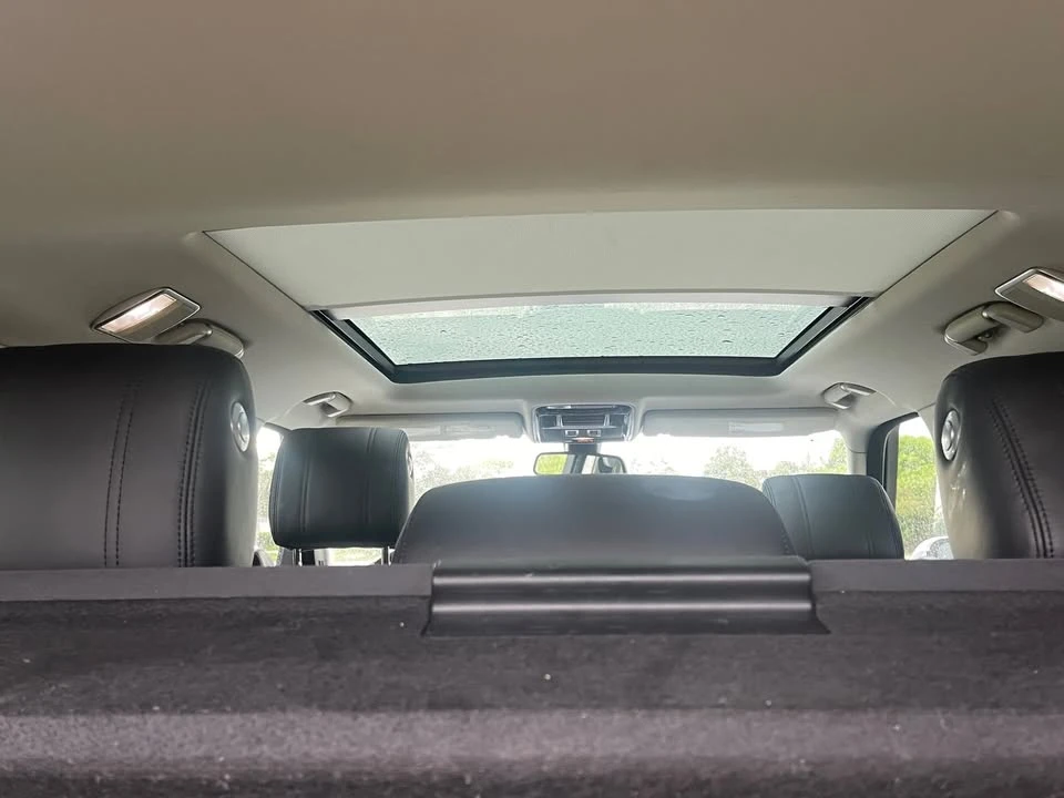 2015 Land Rover Range Rover L405 - Image 16 of 17