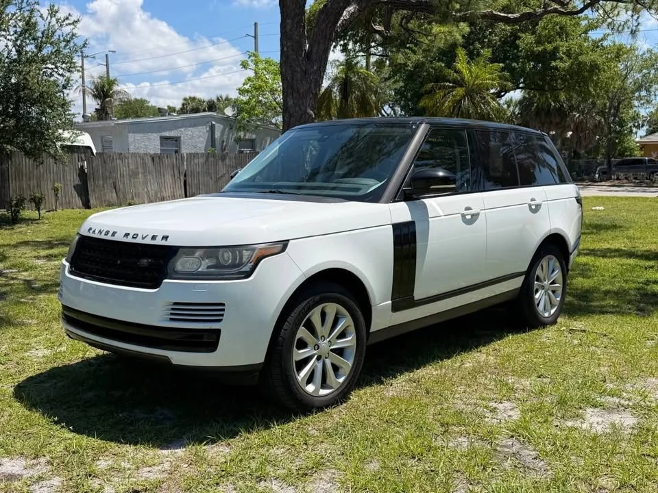 2015 Land Rover Range Rover L405 - Image 3 of 17