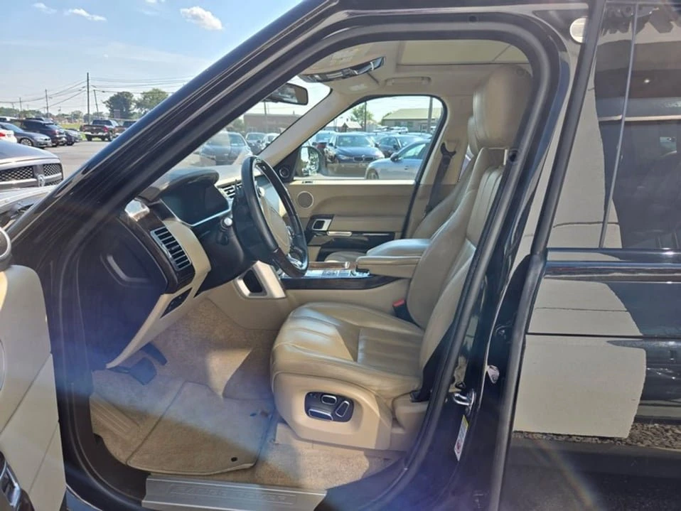 2015 Land Rover Range Rover L405 - Image 9 of 18