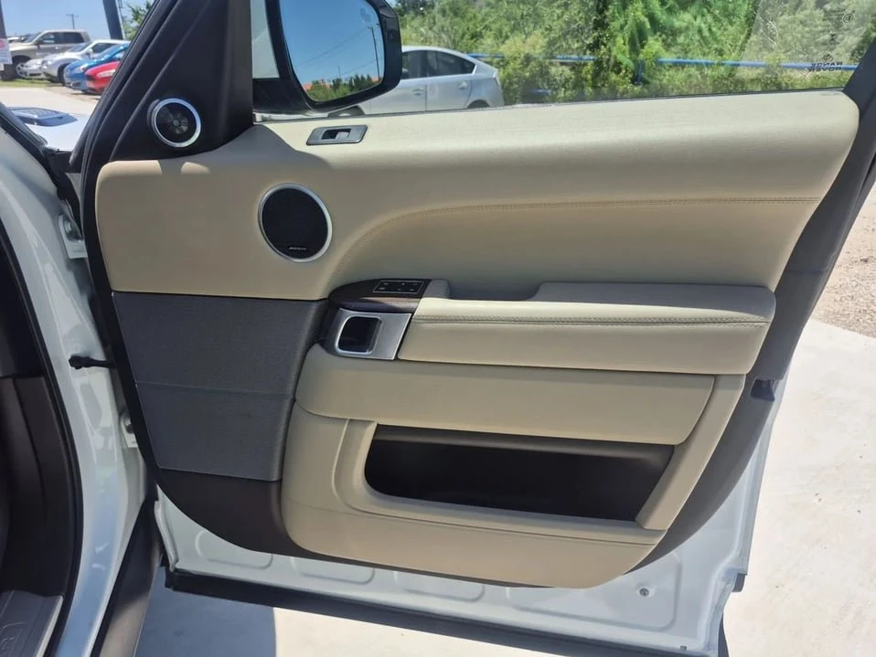 2015 Land Rover Range Rover L405 - Image 16 of 20