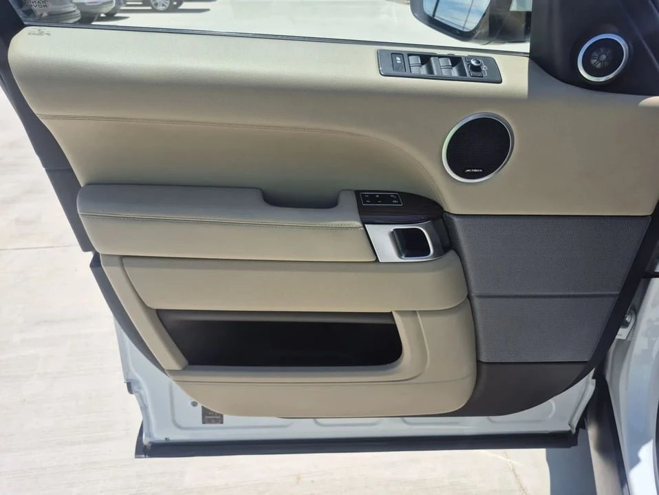 2015 Land Rover Range Rover L405 - Image 11 of 20