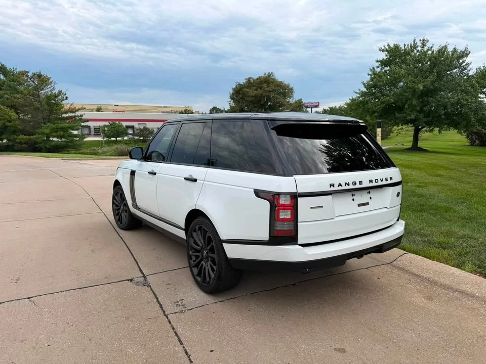 2015 Land Rover Range Rover L405 - Image 3 of 20