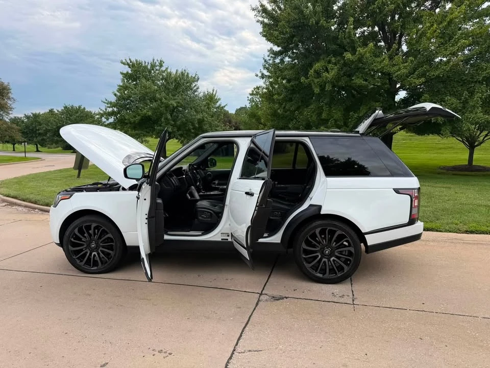 2015 Land Rover Range Rover L405 - Image 9 of 20
