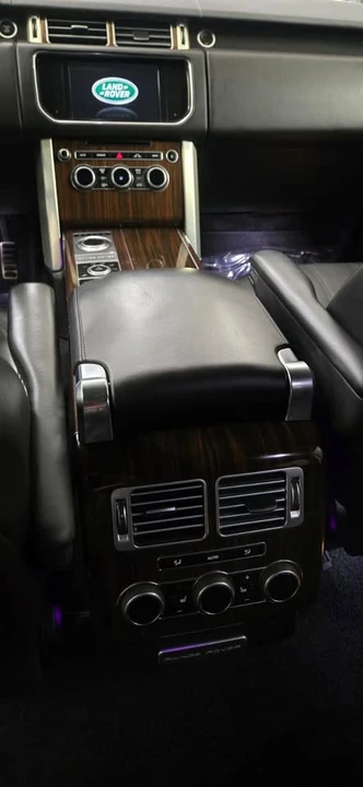 2015 Land Rover Range Rover L405 - Image 12 of 14