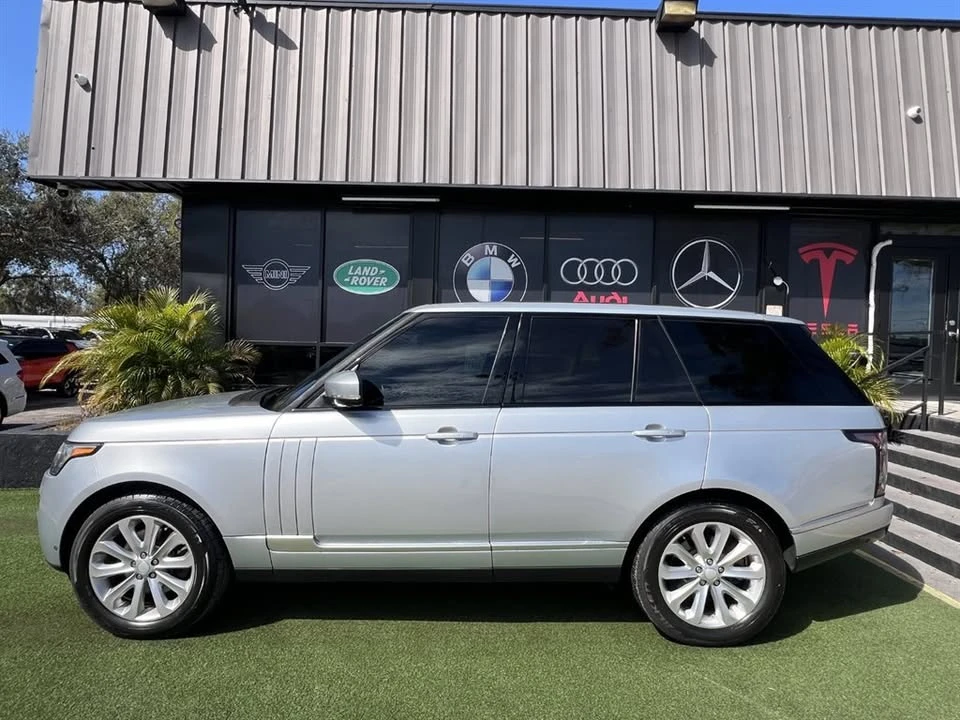 2015 Land Rover Range Rover L405 - Image 7 of 20