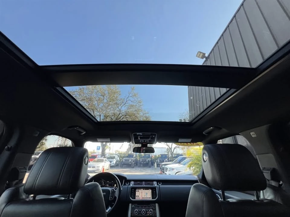 2015 Land Rover Range Rover L405 - Image 17 of 20