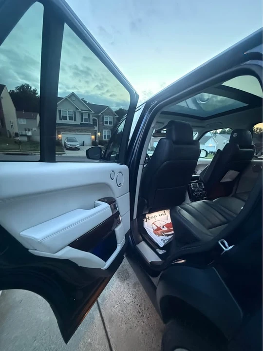 2015 Land Rover Range Rover L405 - Image 9 of 15