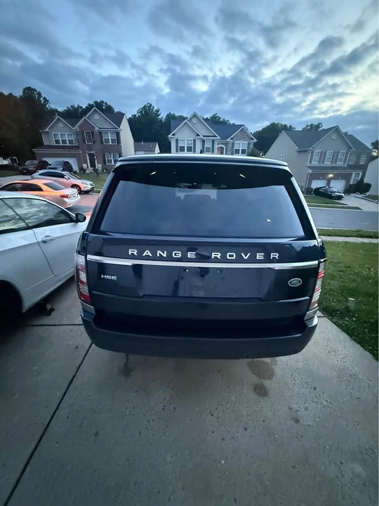 2015 Land Rover Range Rover L405 - Image 4 of 15