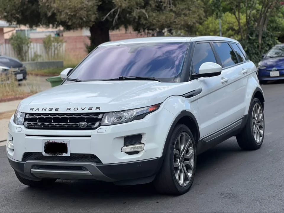 2015 Land Rover Range Rover L405 - Image 2 of 10