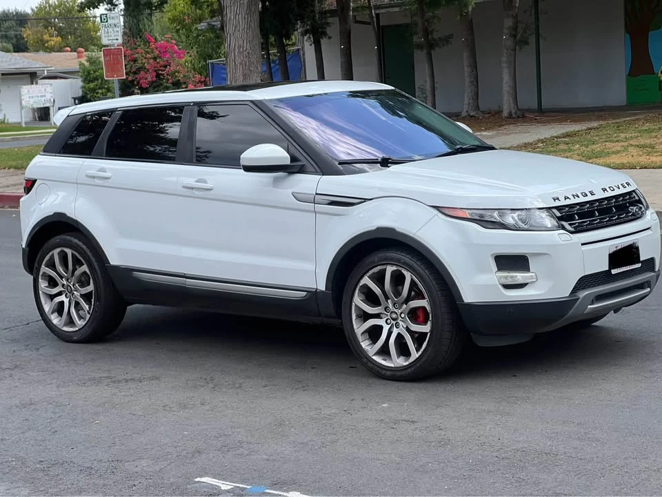 2015 Land Rover Range Rover L405 - Image 3 of 10