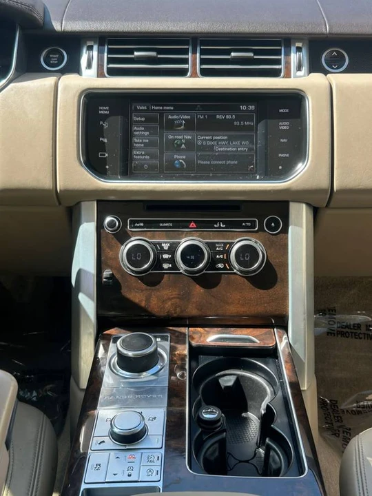 2015 Land Rover Range Rover L405 - Image 11 of 12