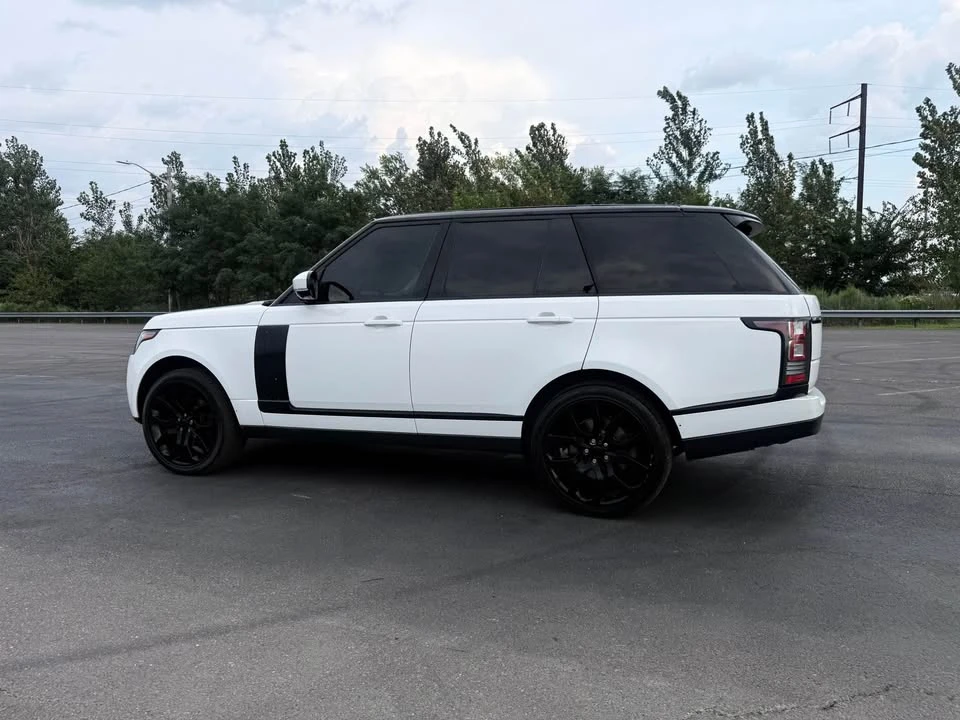 2015 Land Rover Range Rover L405 - Image 12 of 13