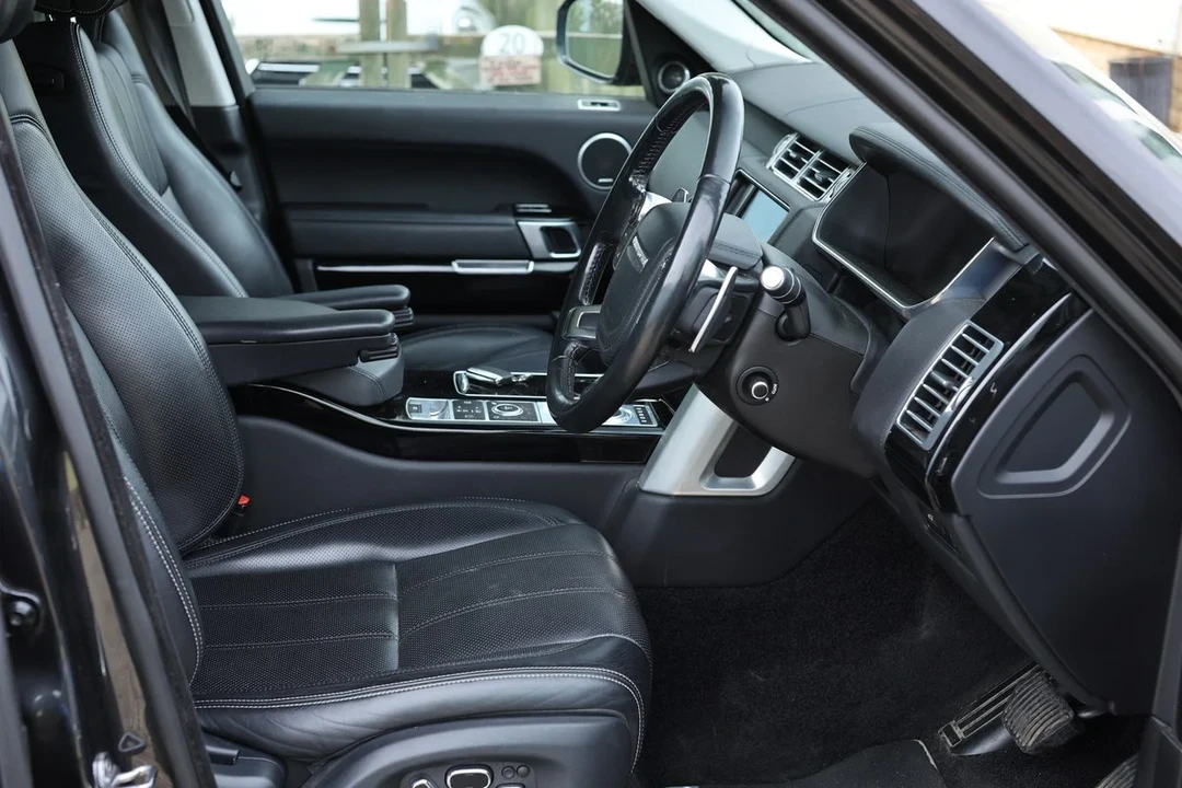 2015 Land Rover Range Rover L405 - Image 29 of 30