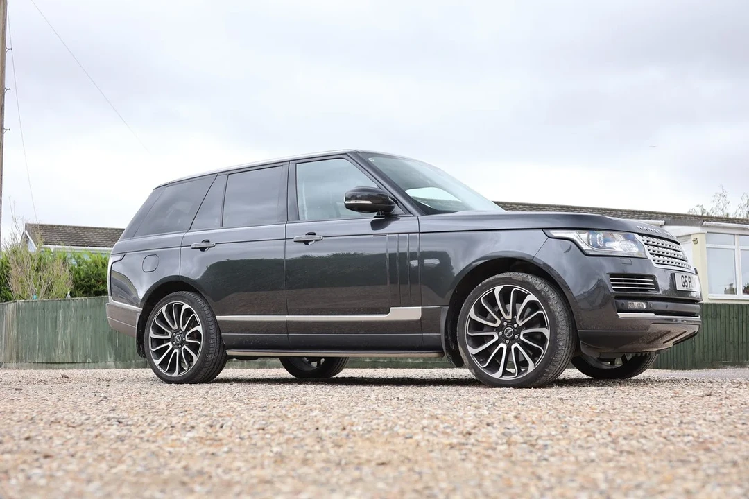2015 Land Rover Range Rover L405 - Image 6 of 30