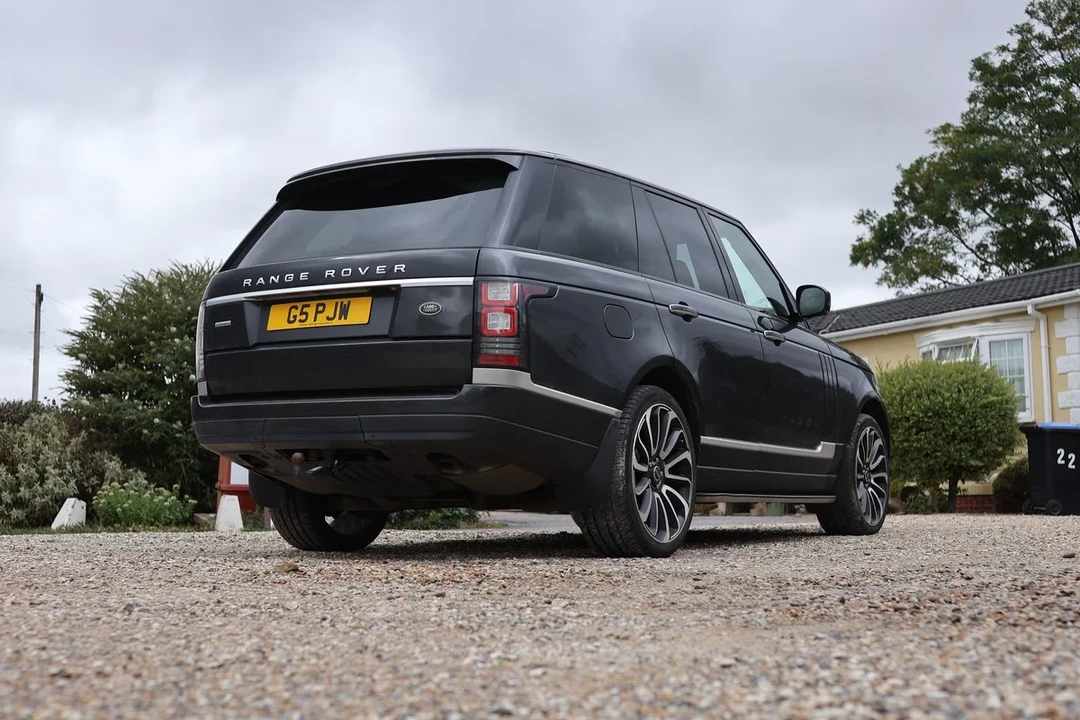 2015 Land Rover Range Rover L405 - Image 9 of 30