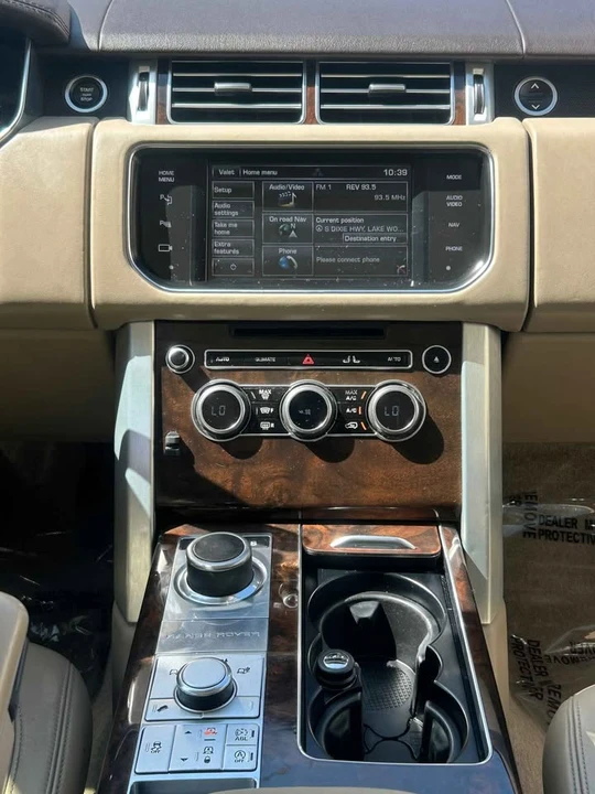 2015 Land Rover Range Rover L405 - Image 9 of 13
