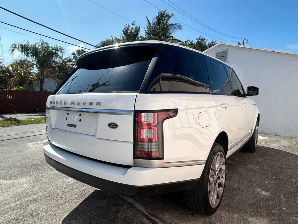 2015 Land Rover Range Rover L405 - Image 4 of 13