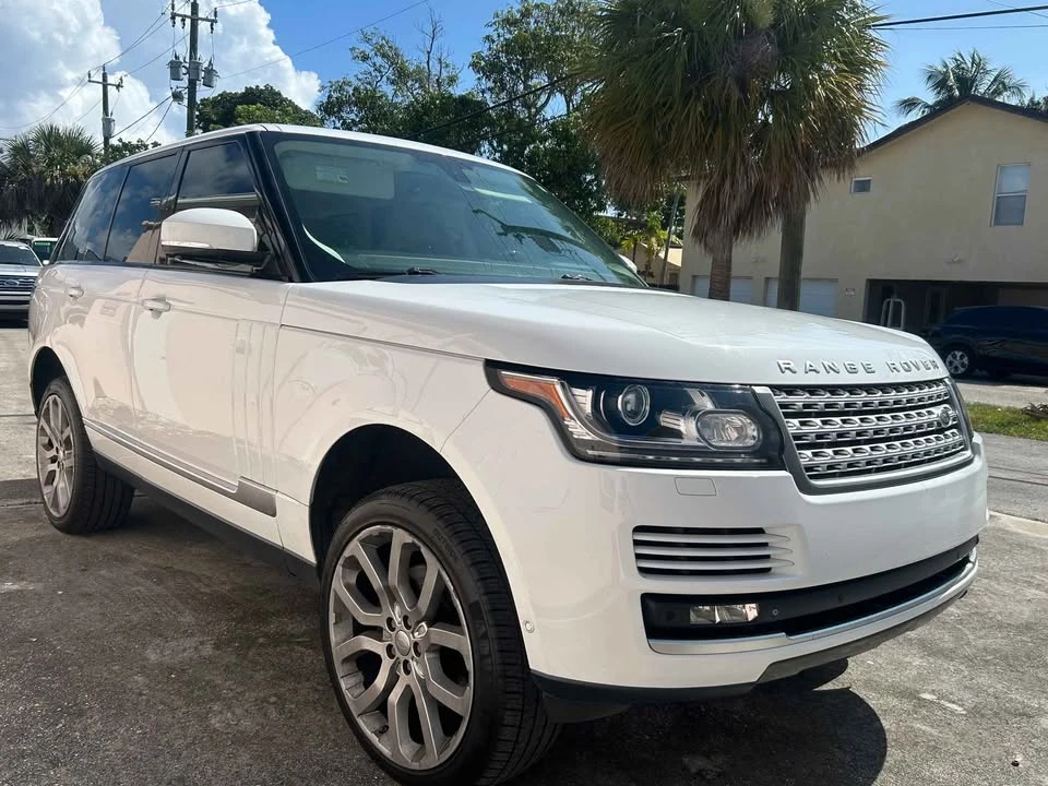 2015 Land Rover Range Rover L405 - Image 3 of 13
