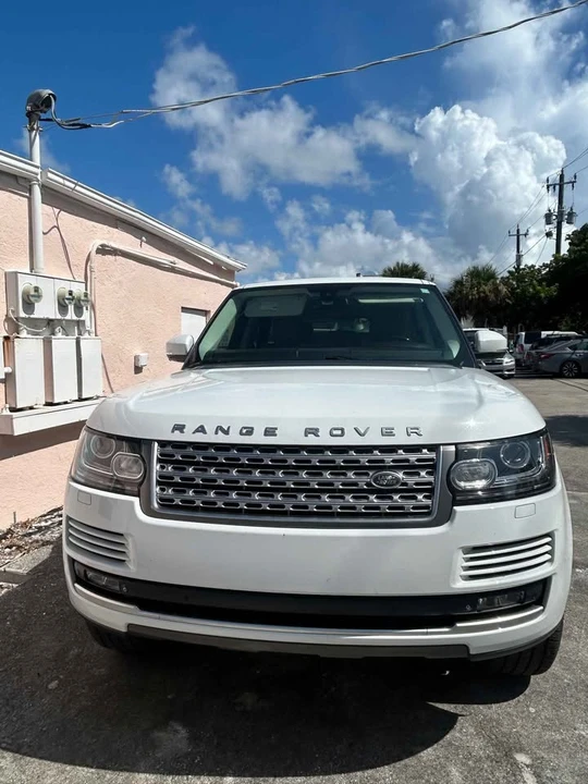 2015 Land Rover Range Rover L405 - Image 2 of 13