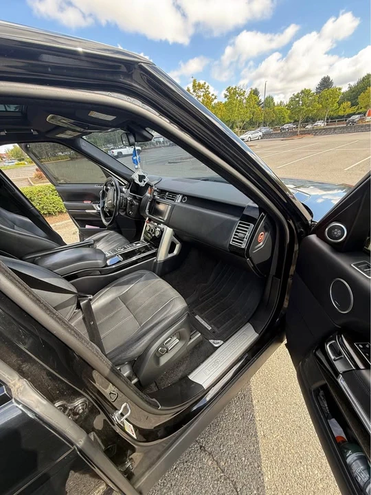 2015 Land Rover Range Rover L405 - Image 11 of 15