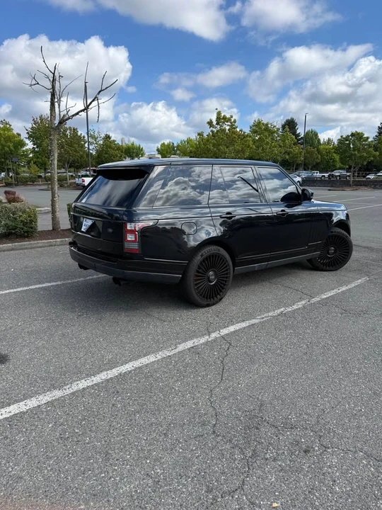 2015 Land Rover Range Rover L405 - Image 4 of 15