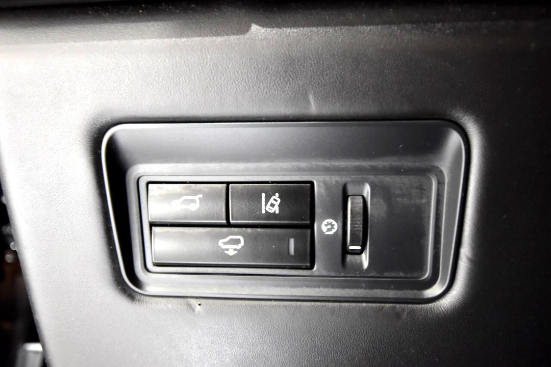 2015 Land Rover Range Rover L405 - Image 20 of 21