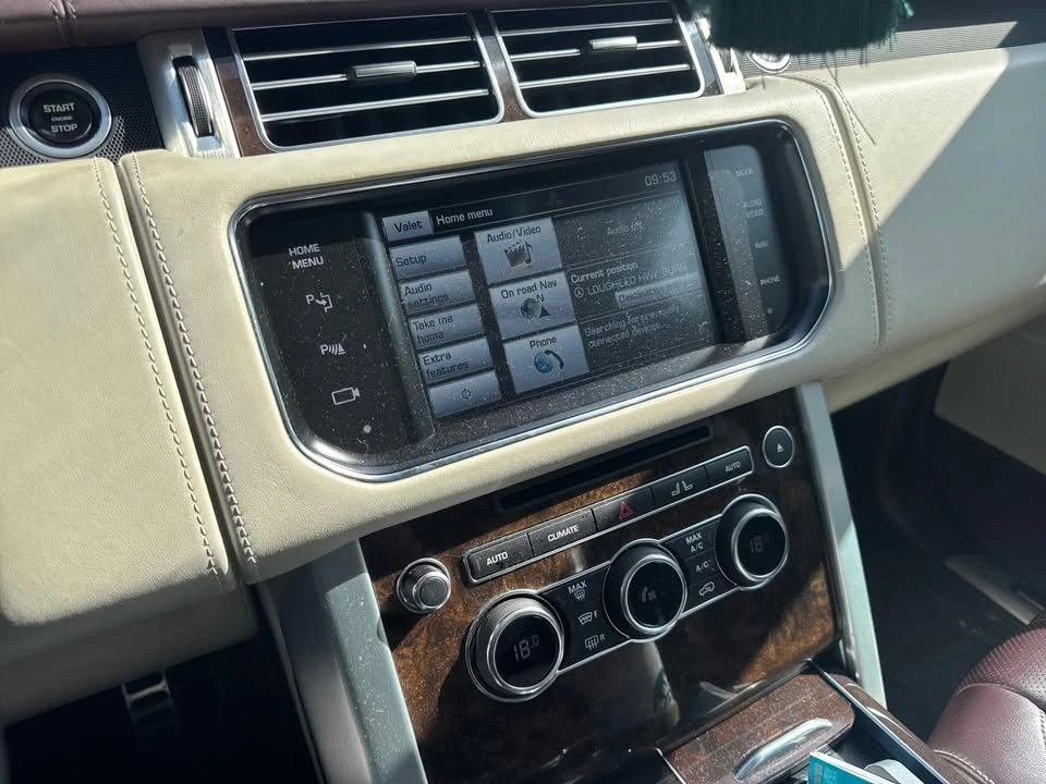 2015 Land Rover Range Rover L405 - Image 10 of 14