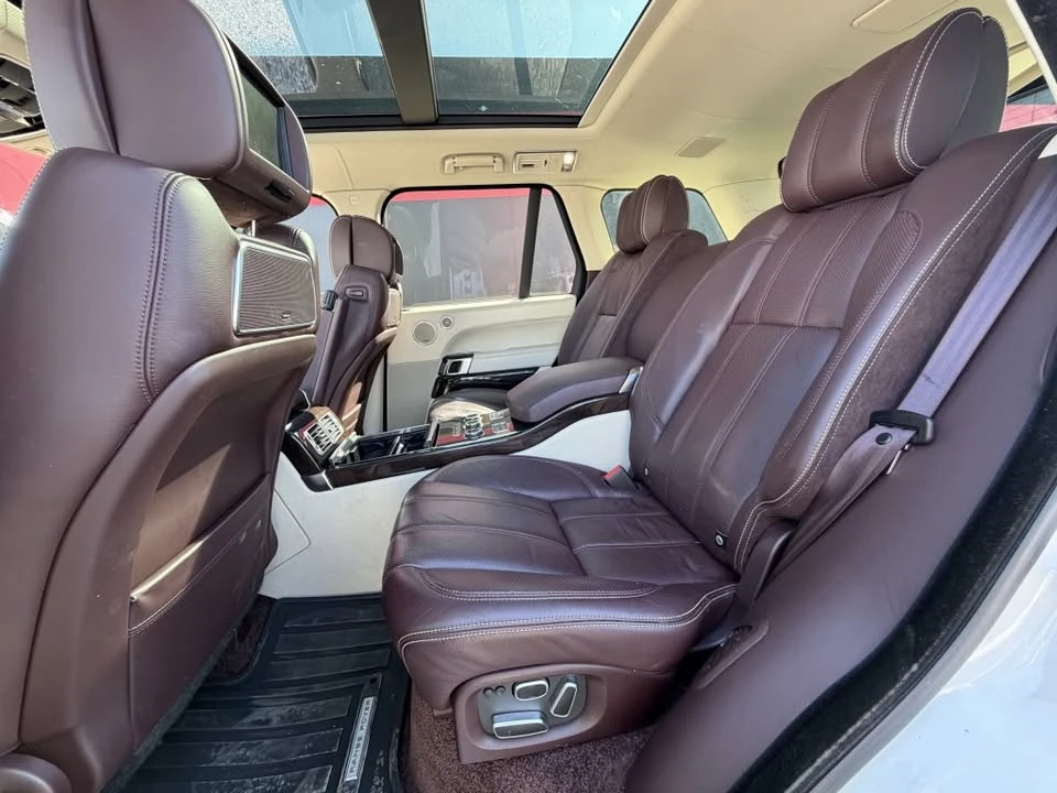 2015 Land Rover Range Rover L405 - Image 14 of 20