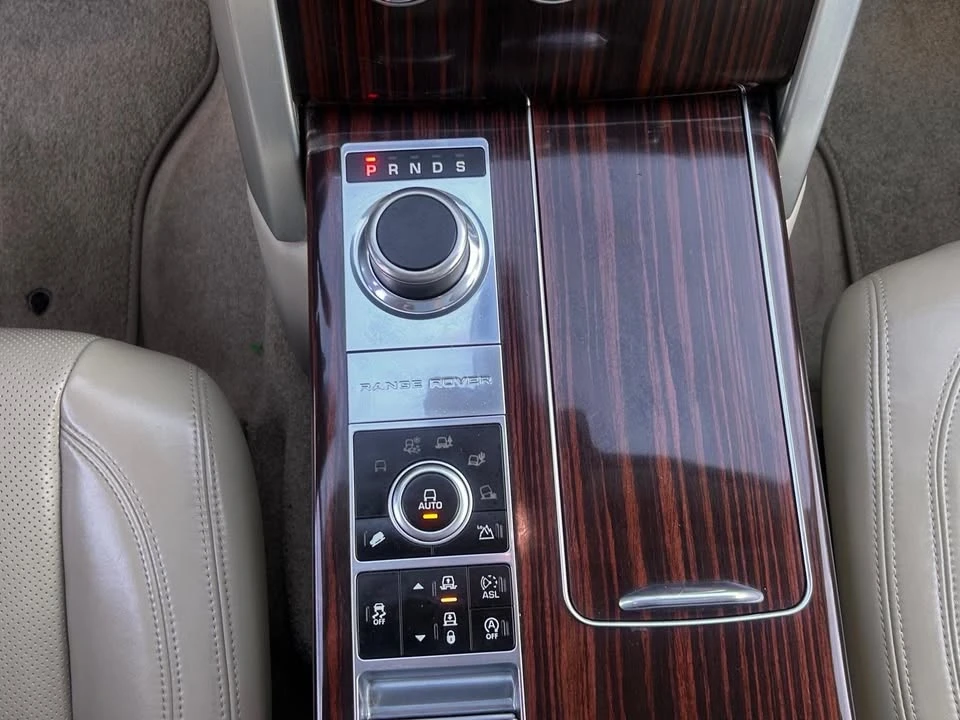 2015 Land Rover Range Rover L405 - Image 6 of 18
