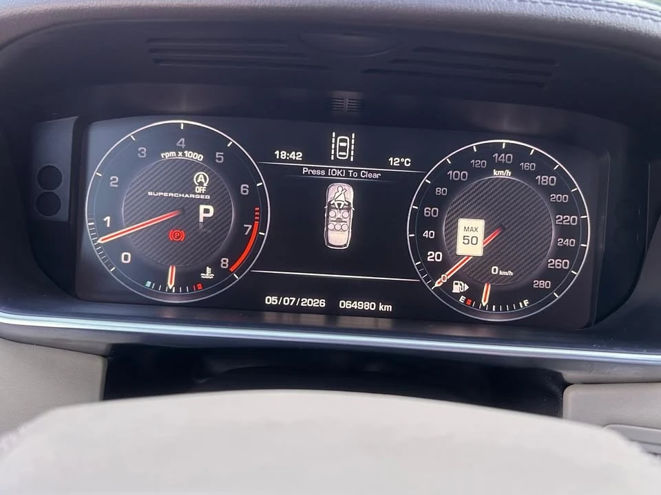 2015 Land Rover Range Rover L405 - Image 9 of 18