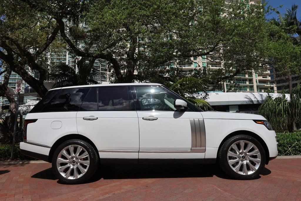 2015 Land Rover Range Rover L405 - Image 25 of 31