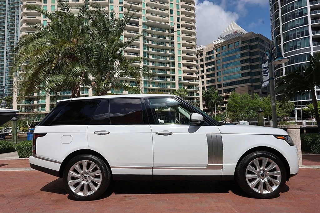 2015 Land Rover Range Rover L405 - Image 3 of 31