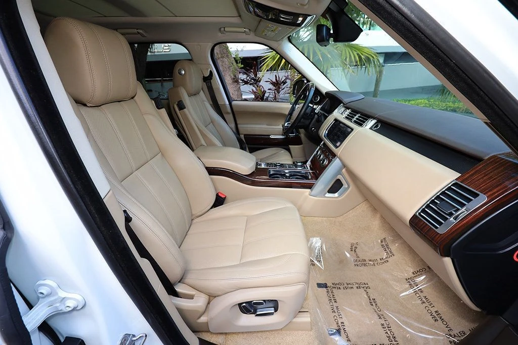 2015 Land Rover Range Rover L405 - Image 6 of 31