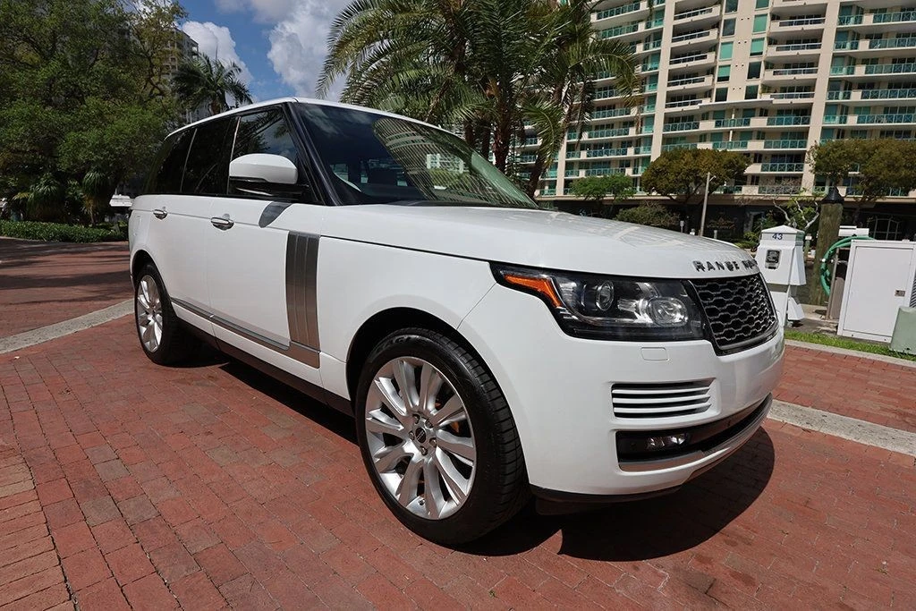 2015 Land Rover Range Rover L405 - Image 17 of 31