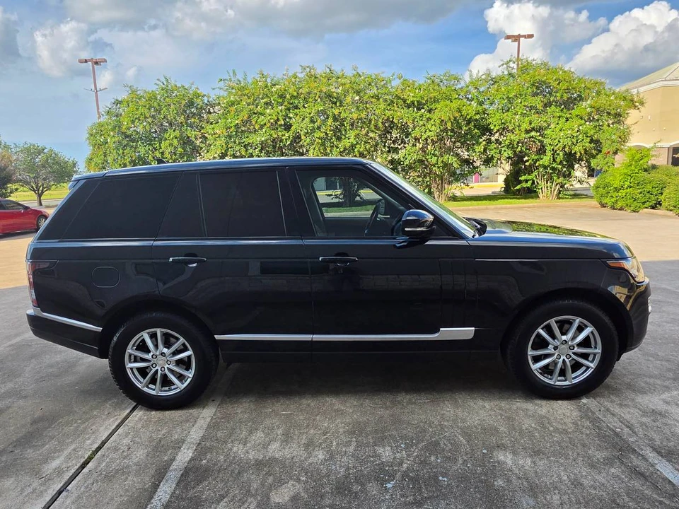 2015 Land Rover Range Rover L405 - Image 6 of 24