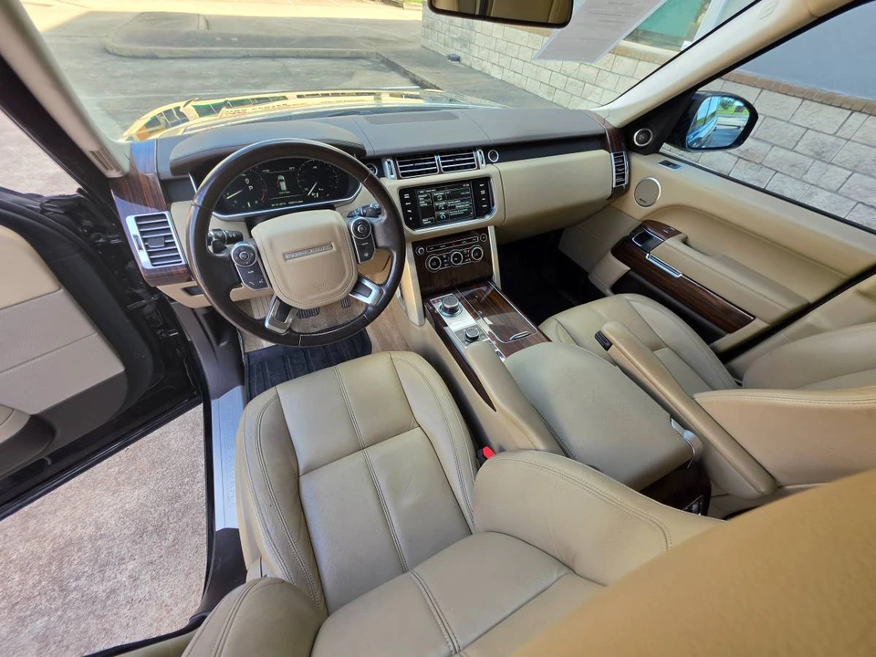 2015 Land Rover Range Rover L405 - Image 10 of 22