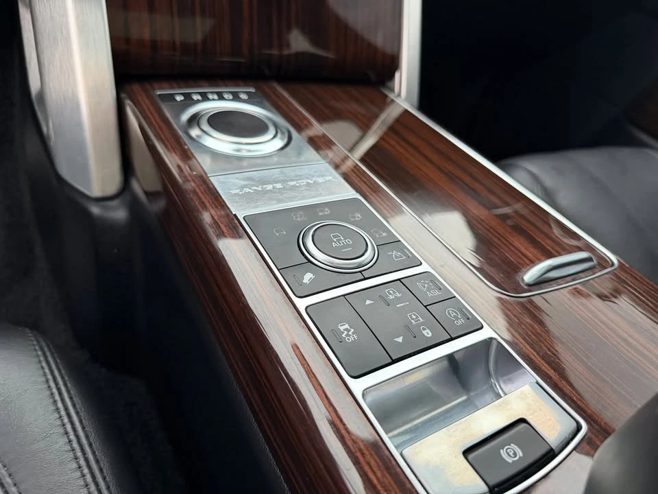 2015 Land Rover Range Rover L405 - Image 16 of 19