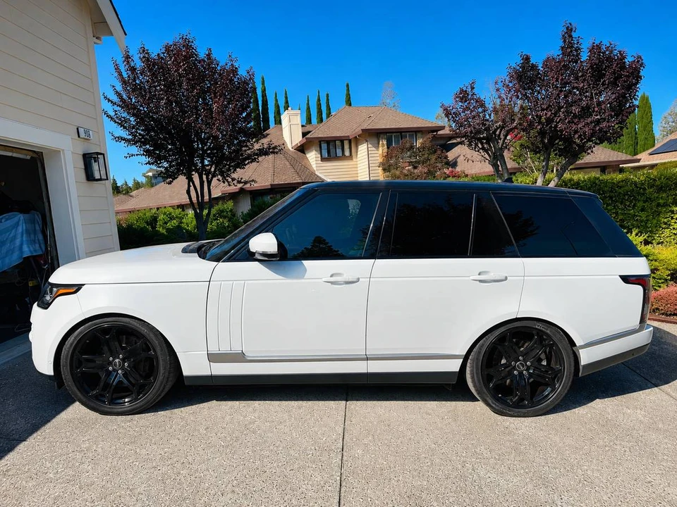 2015 Land Rover Range Rover L405 - Image 3 of 8