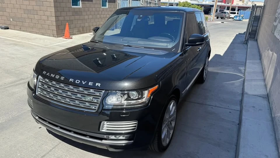 2015 Land Rover Range Rover L405 - Image 7 of 20
