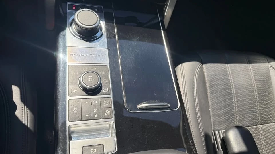 2015 Land Rover Range Rover L405 - Image 19 of 20
