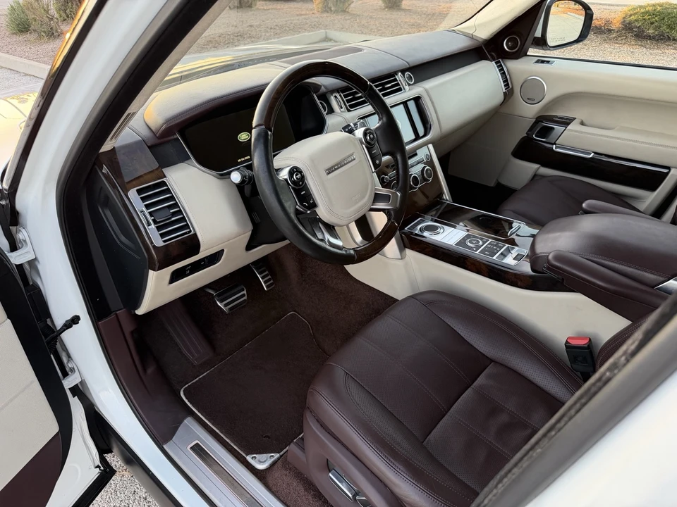 2015 Land Rover Range Rover L405 - Image 24 of 31